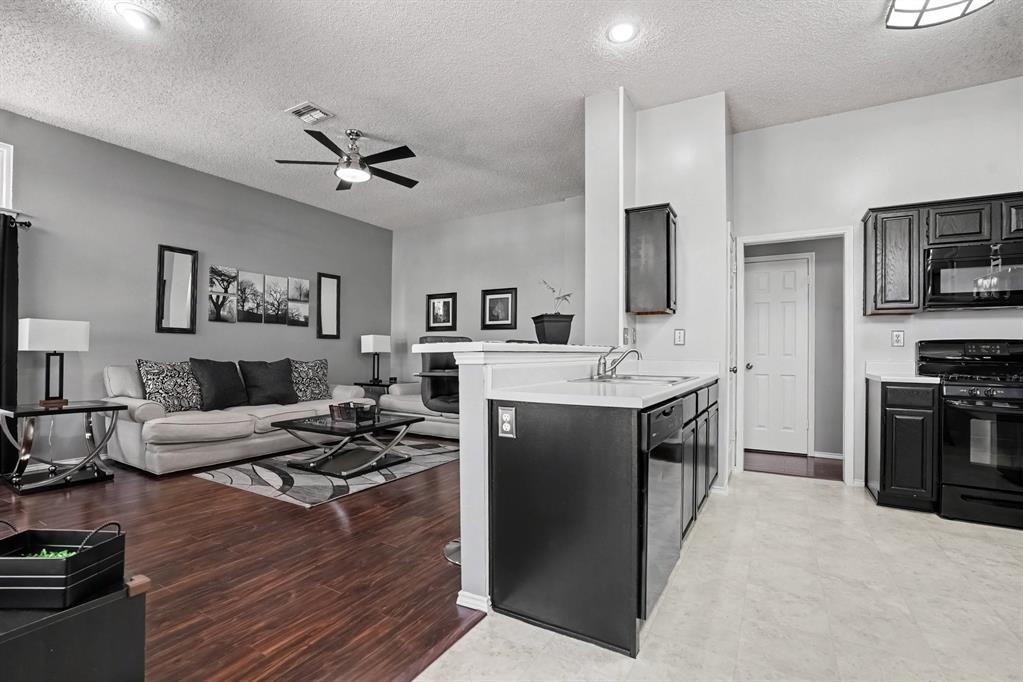 805 Nafus Street, Cedar Hill, TX 75104