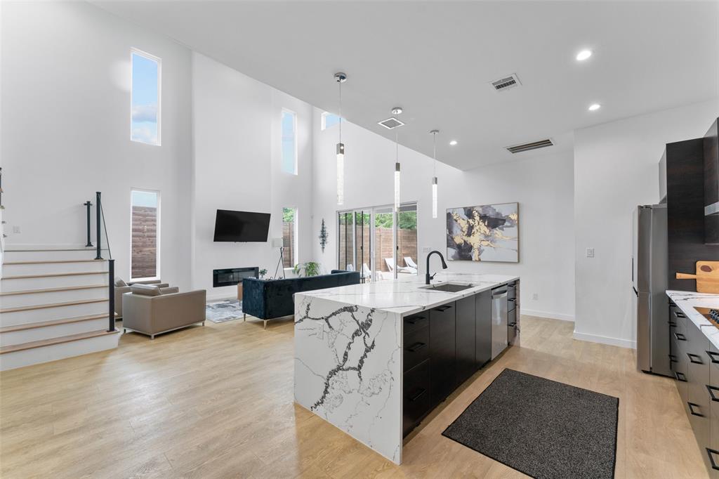 3210 Herbert, Dallas, TX 75212 3210 Herbert, Dallas, TX 75212