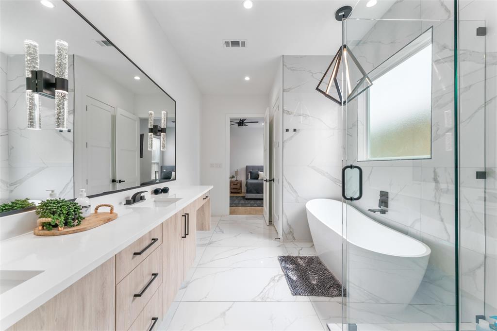 3210 Herbert, Dallas, TX 75212