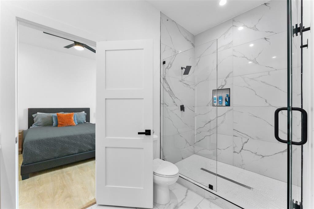 3210 Herbert, Dallas, TX 75212