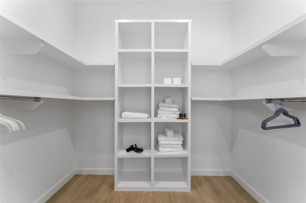 3210 Herbert, Dallas, TX 75212