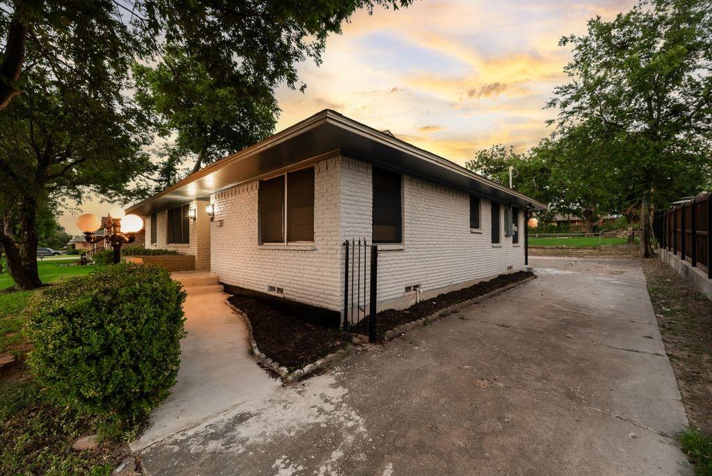 5706 Rocky Ridge Road, Dallas, TX 75241
