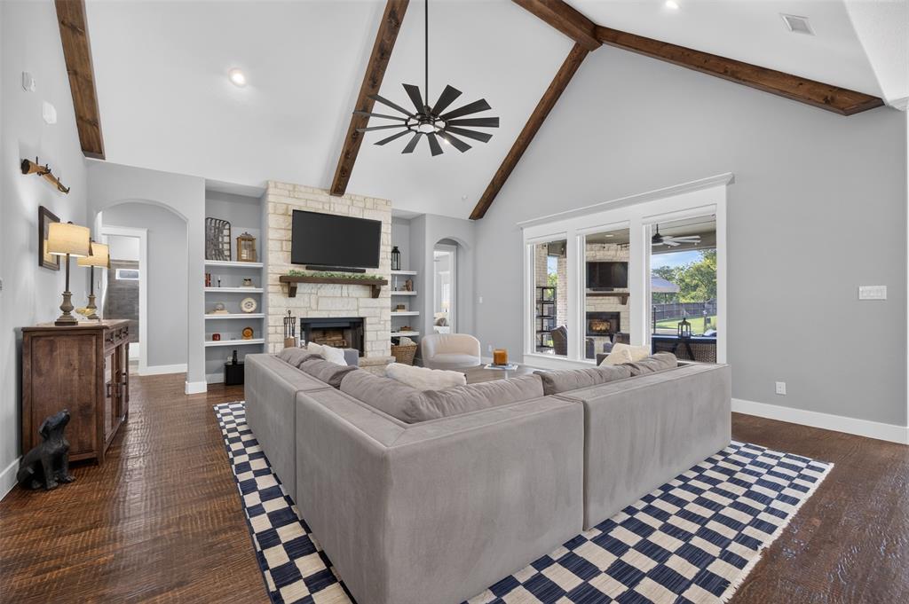 7431 Dillon Circle, Midlothian, TX 76065