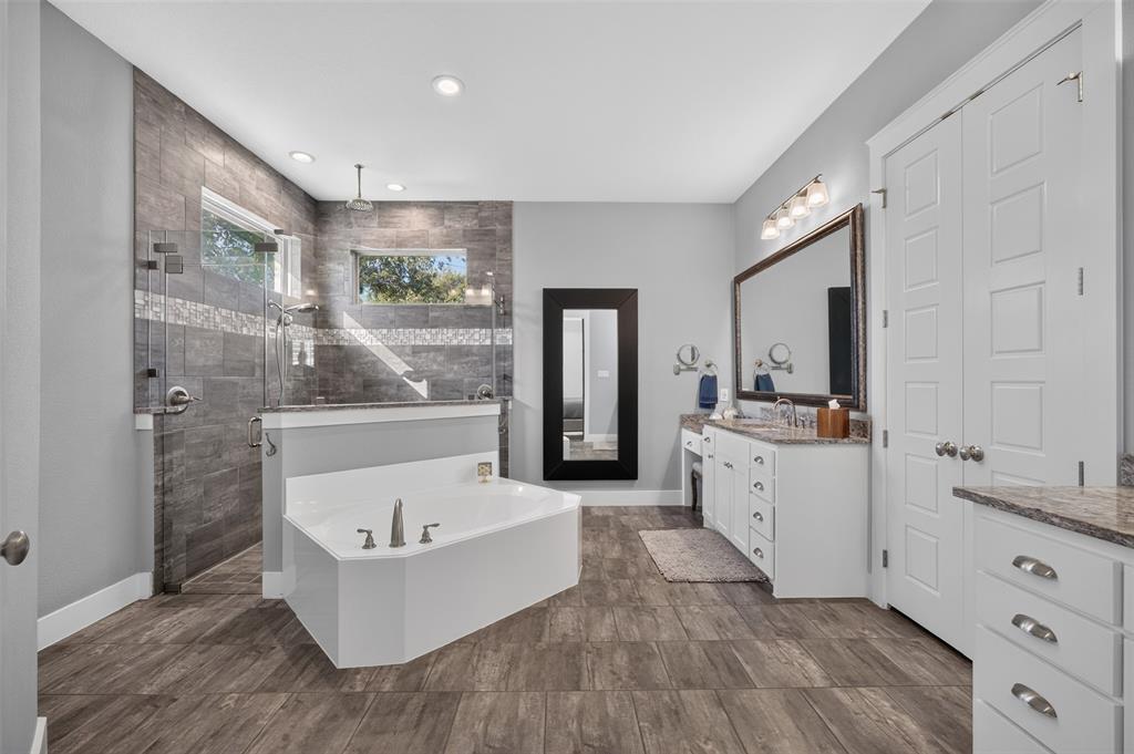 7431 Dillon Circle, Midlothian, TX 76065
