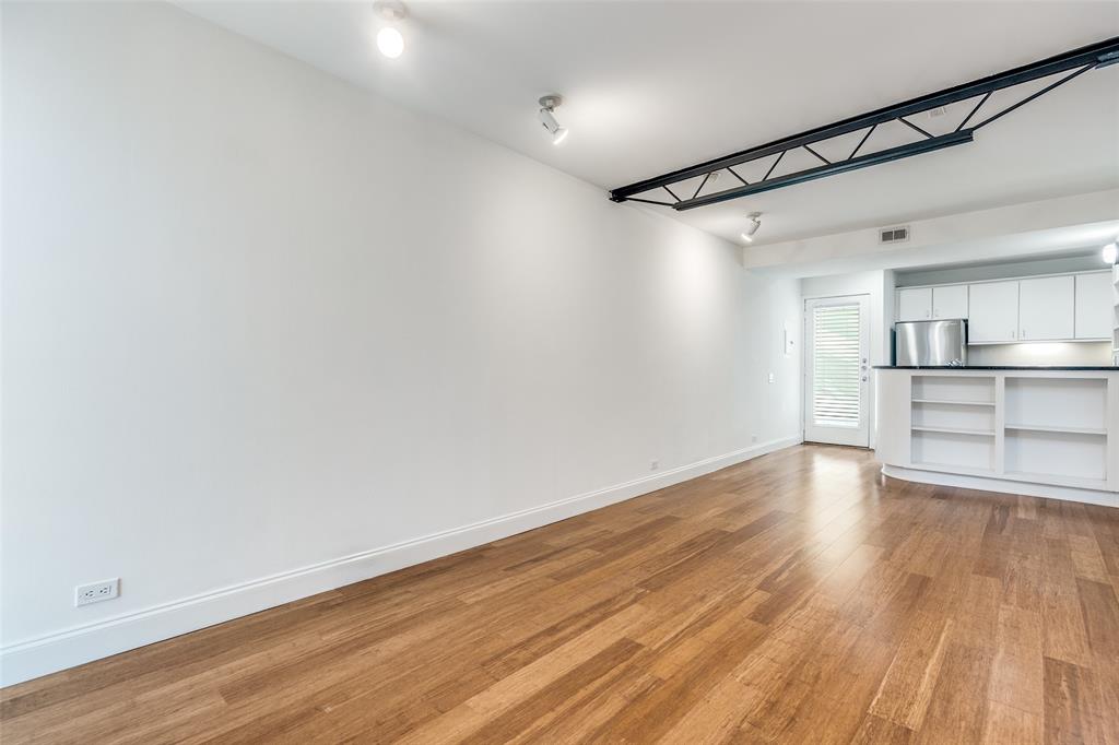 4242 Buena Vista Street, #10, Dallas, TX 75205