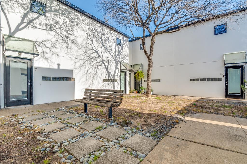 4242 Buena Vista Street, #10, Dallas, TX 75205