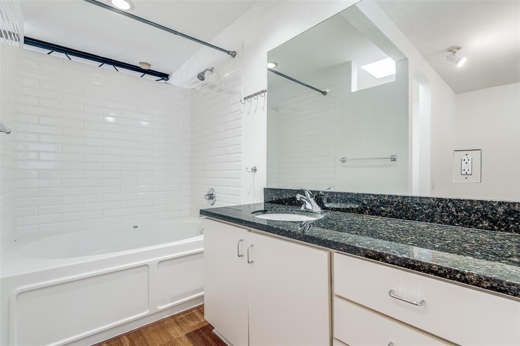4242 Buena Vista Street, #10, Dallas, TX 75205
