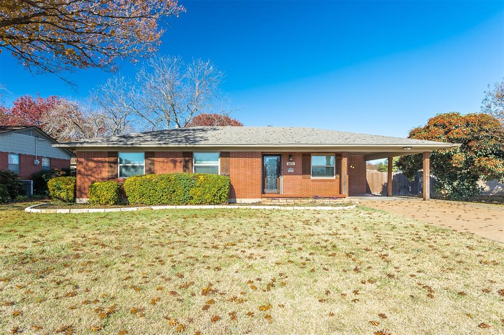 1811 Ferris Avenue, Waxahachie, TX 75165 1811 Ferris Avenue, Waxahachie, TX 75165
