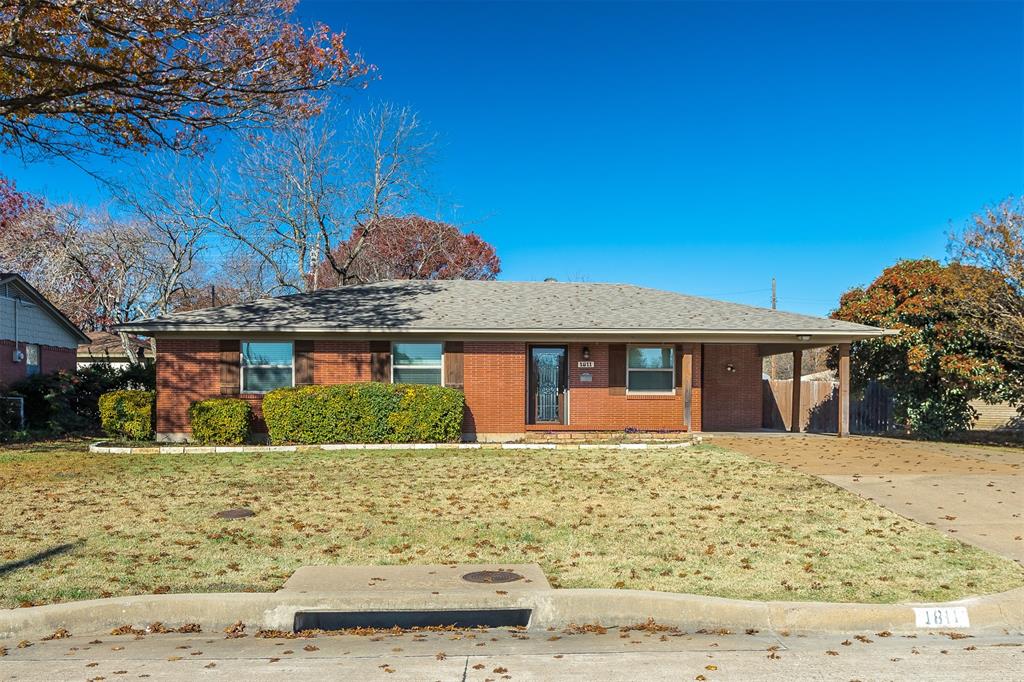 1811 Ferris Avenue, Waxahachie, TX 75165 1811 Ferris Avenue, Waxahachie, TX 75165