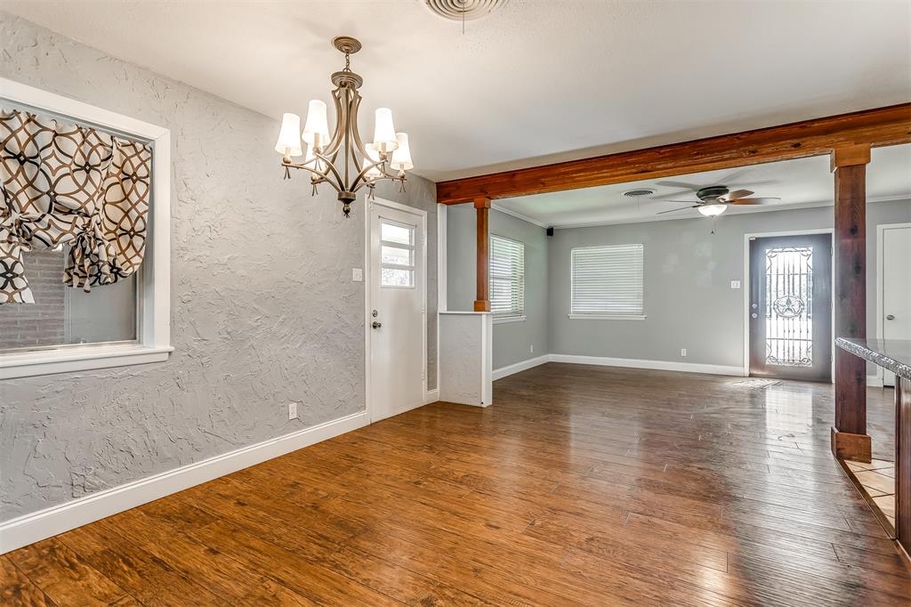 1811 Ferris Avenue, Waxahachie, TX 75165