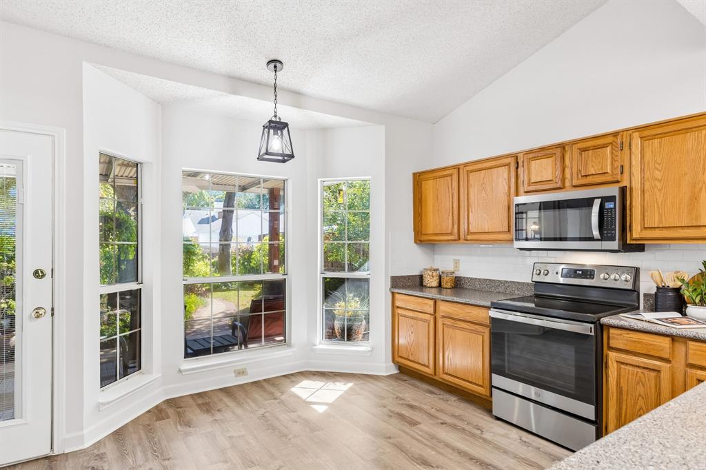 2214 Country Dell Drive, Garland, TX 75040
