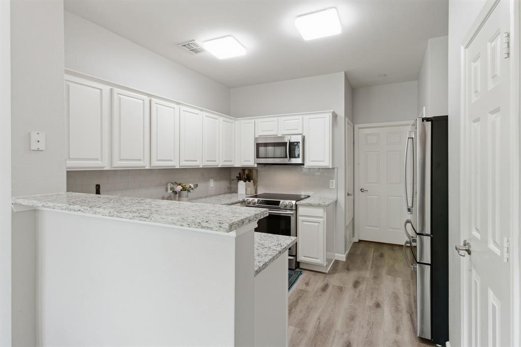 2925 Saint Andrews Drive, Lewisville, TX 75067