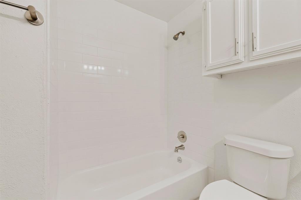 130 Graystone Place, Duncanville, TX 75137