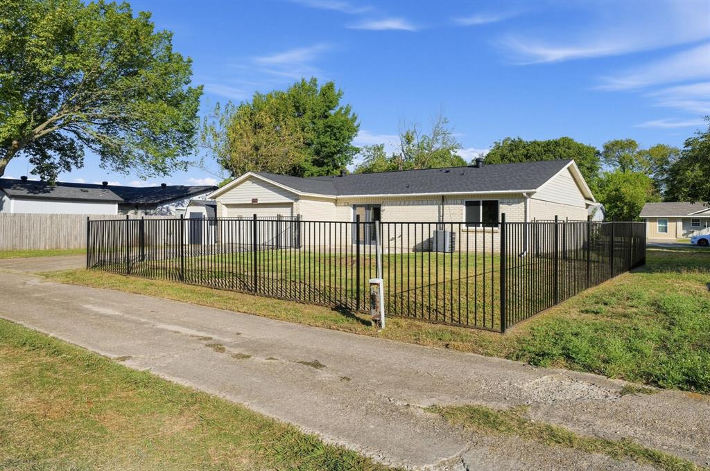 1026 Quebec Drive, Garland, TX 75040