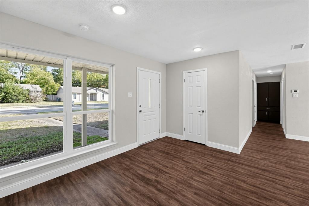 1026 Quebec Drive, Garland, TX 75040