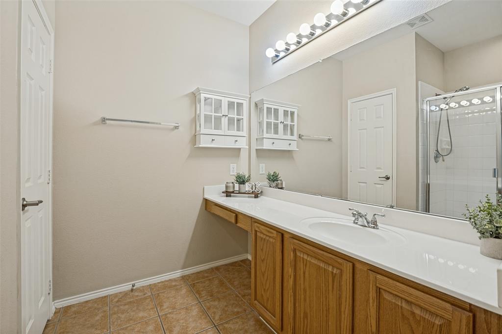 Primary bath