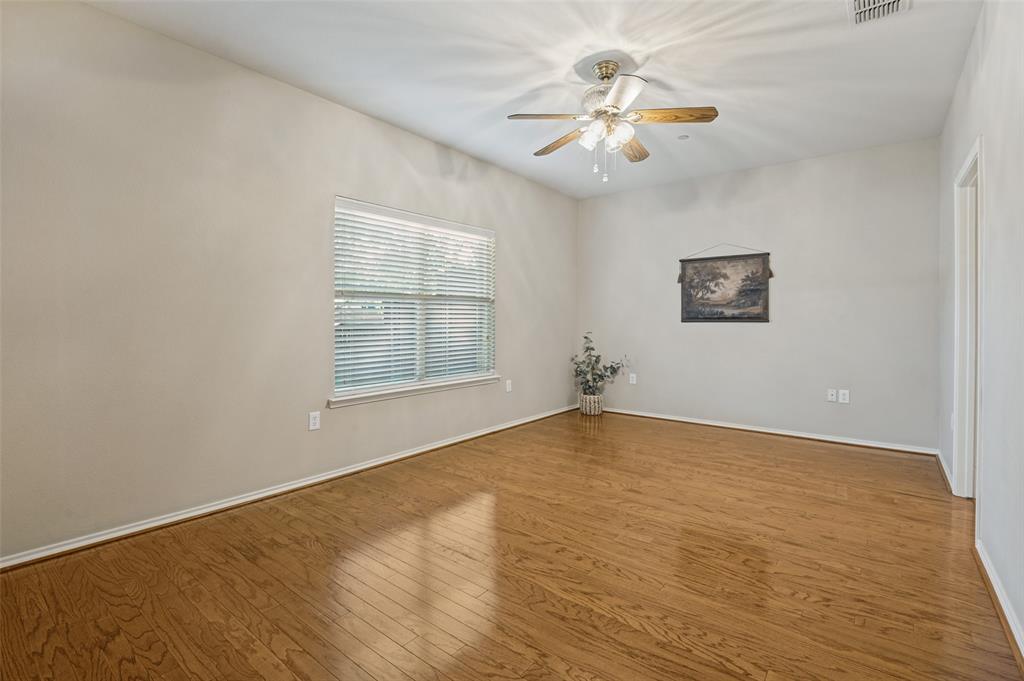 Large primary bedroom