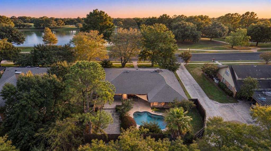 705 Rochelle Boulevard, Irving, TX 75062