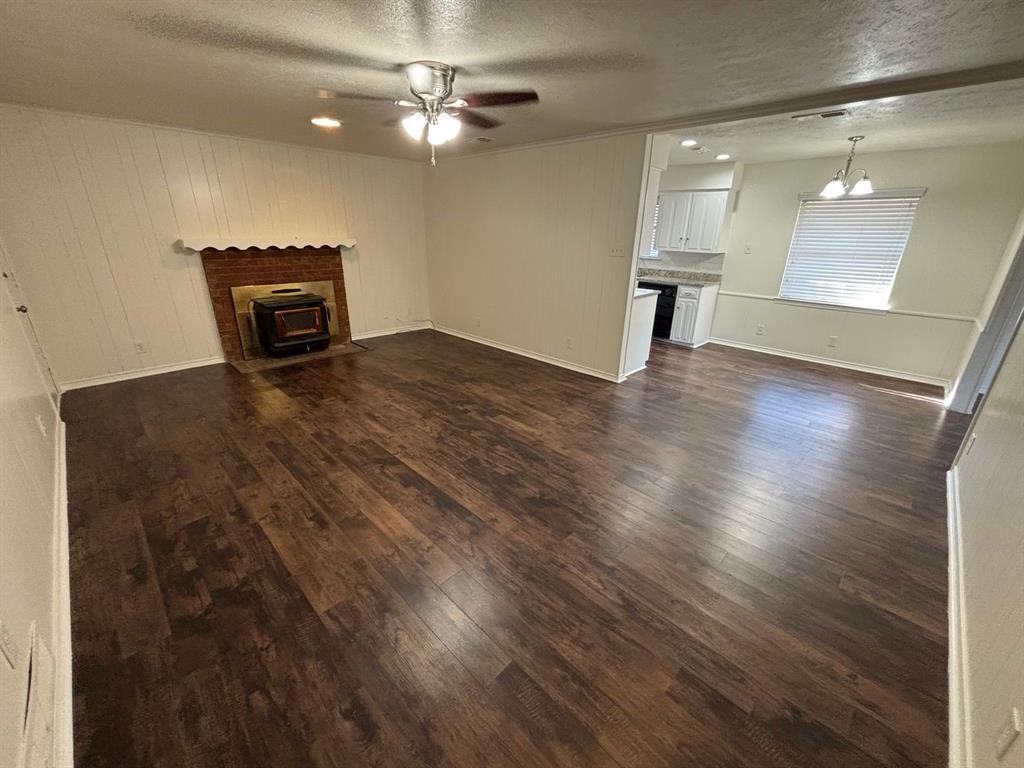 1814 Bardfield Avenue, Garland, TX 75041