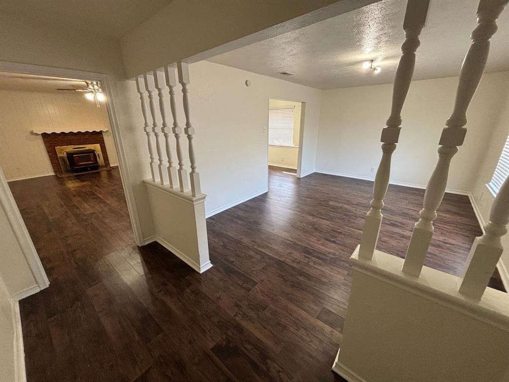1814 Bardfield Avenue, Garland, TX 75041