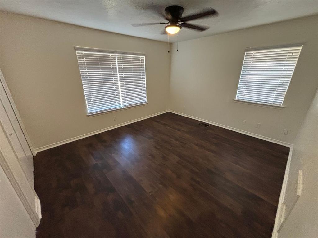 1814 Bardfield Avenue, Garland, TX 75041