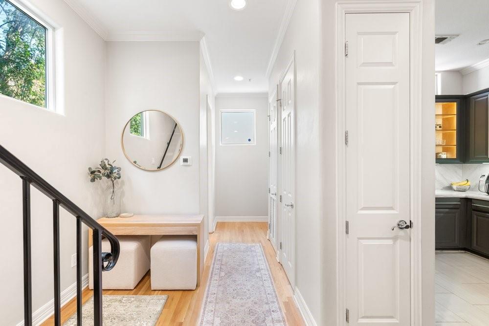 3707 Gilbert Avenue, #17, Dallas, TX 75219