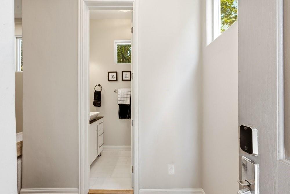 3707 Gilbert Avenue, #17, Dallas, TX 75219