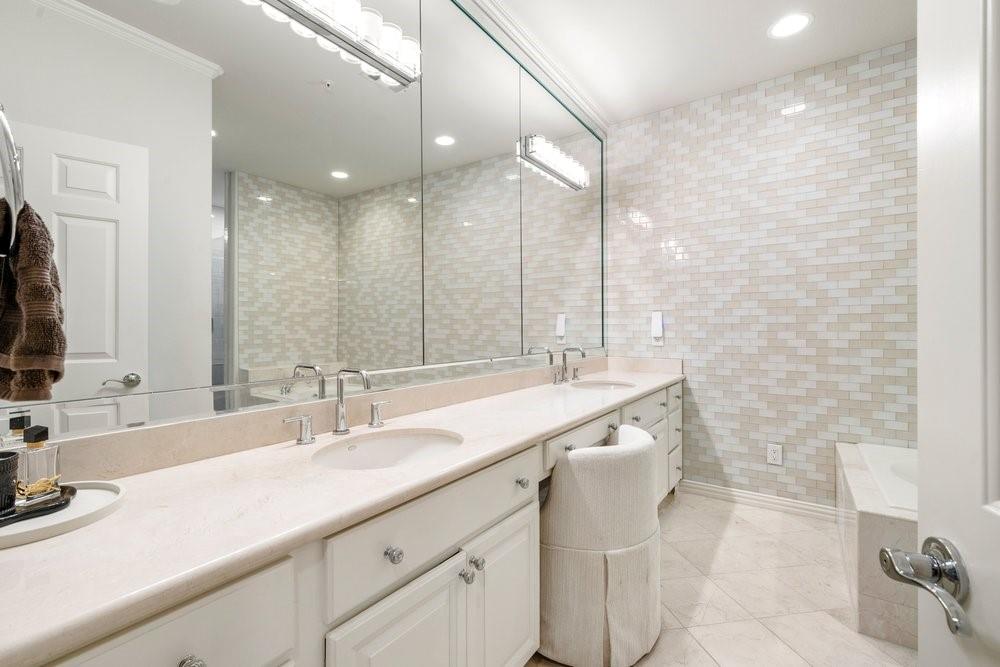 3707 Gilbert Avenue, #17, Dallas, TX 75219