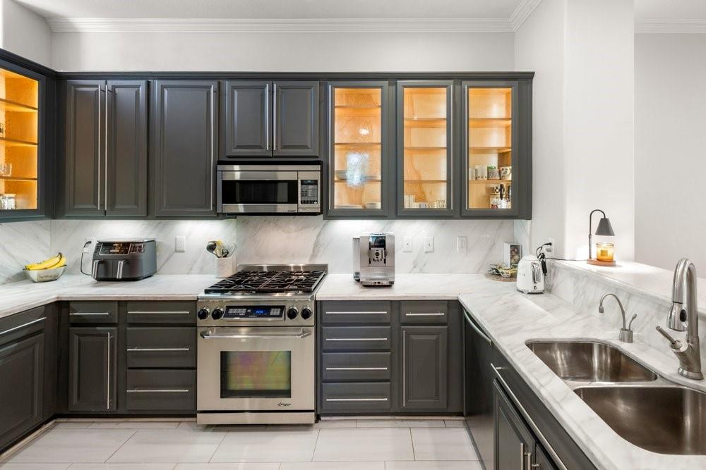 3707 Gilbert Avenue, #17, Dallas, TX 75219