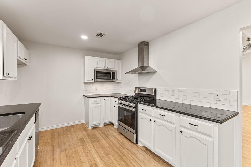 4012 Shady Hollow Lane, Dallas, TX 75233