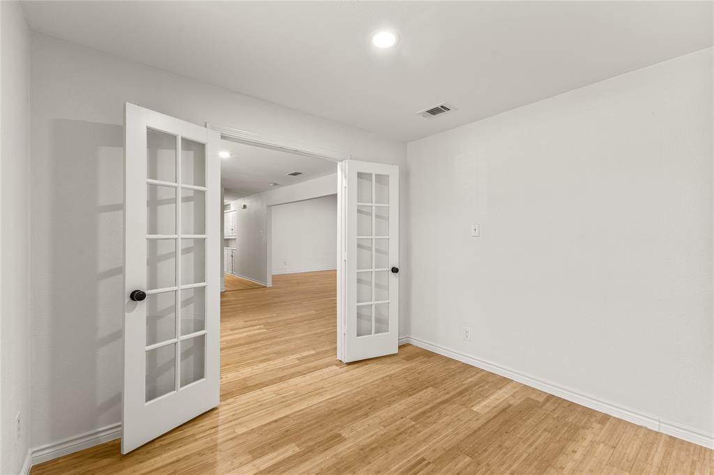 4012 Shady Hollow Lane, Dallas, TX 75233