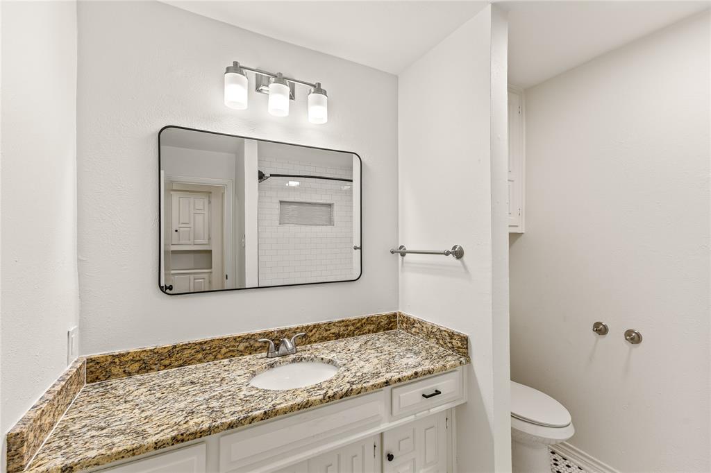 4012 Shady Hollow Lane, Dallas, TX 75233