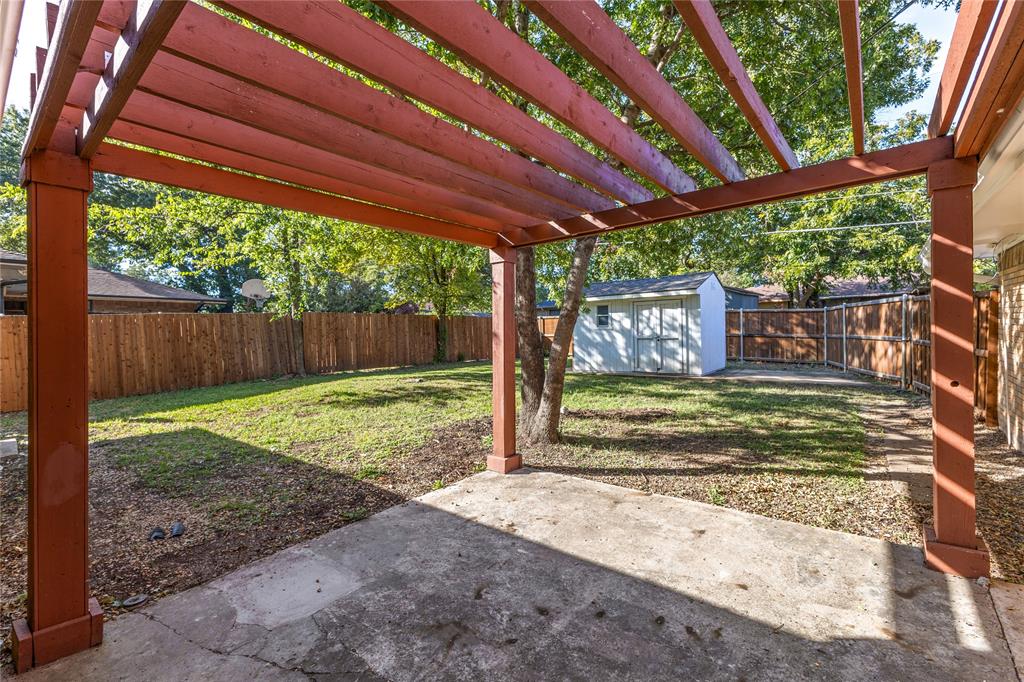 4012 Shady Hollow Lane, Dallas, TX 75233