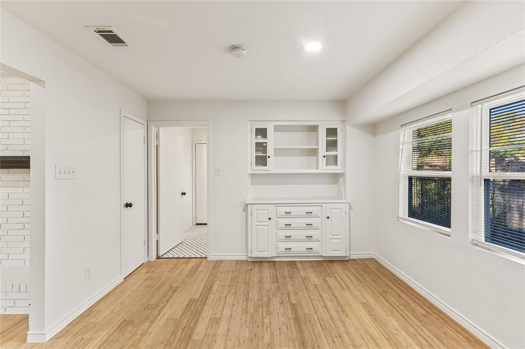 4012 Shady Hollow Lane, Dallas, TX 75233