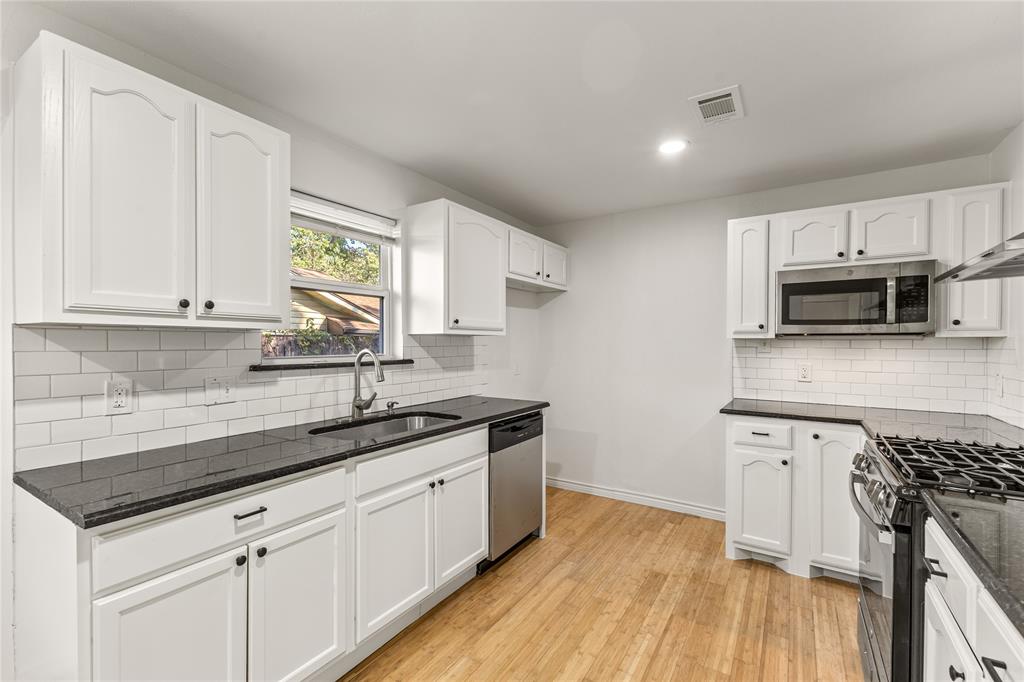 4012 Shady Hollow Lane, Dallas, TX 75233