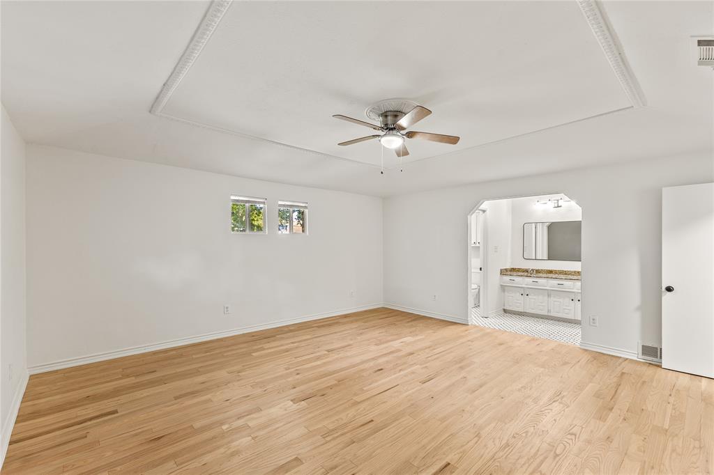 4012 Shady Hollow Lane, Dallas, TX 75233