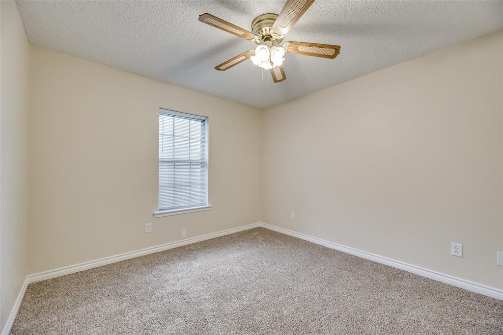 908 Chamberlain Street, Irving, TX 75060