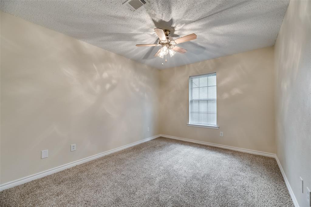 908 Chamberlain Street, Irving, TX 75060