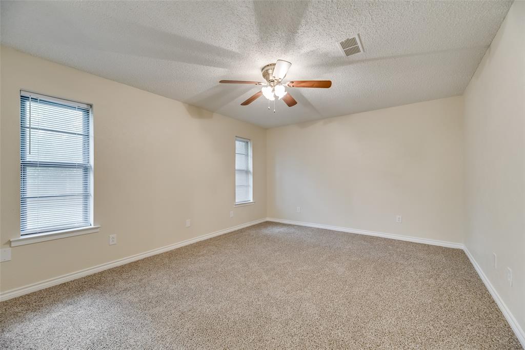 908 Chamberlain Street, Irving, TX 75060