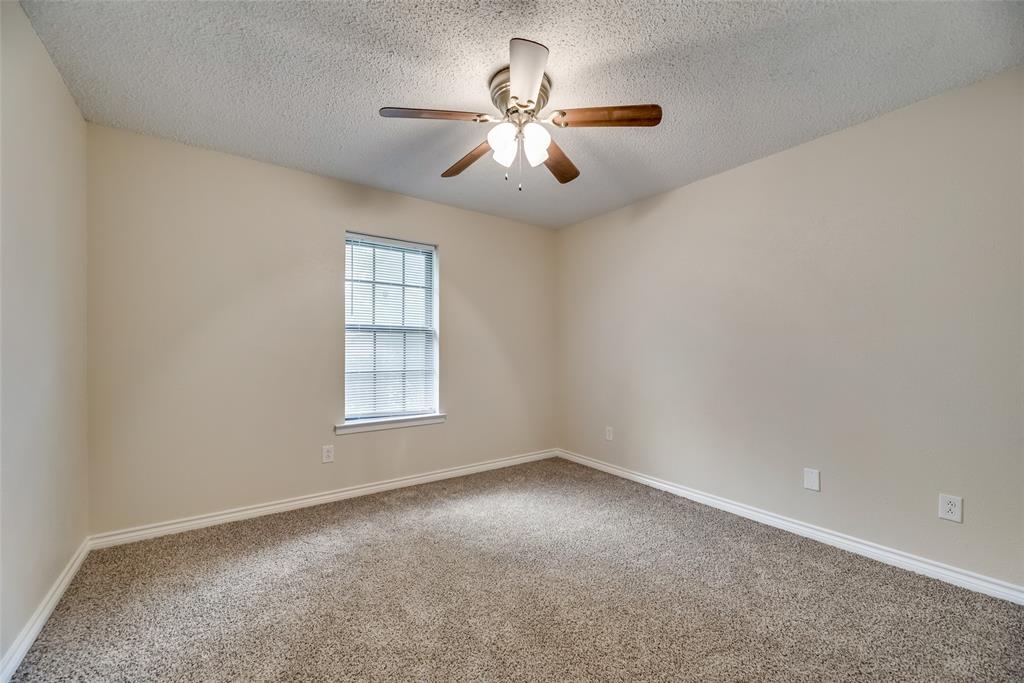 908 Chamberlain Street, Irving, TX 75060
