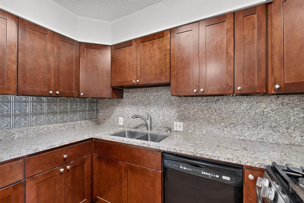 2213 Huskey Street, Garland, TX 75041