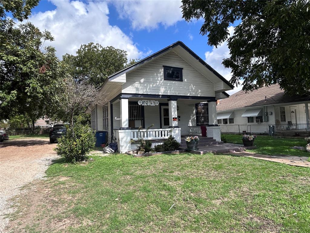 309 W Page Avenue, Dallas, TX 75208