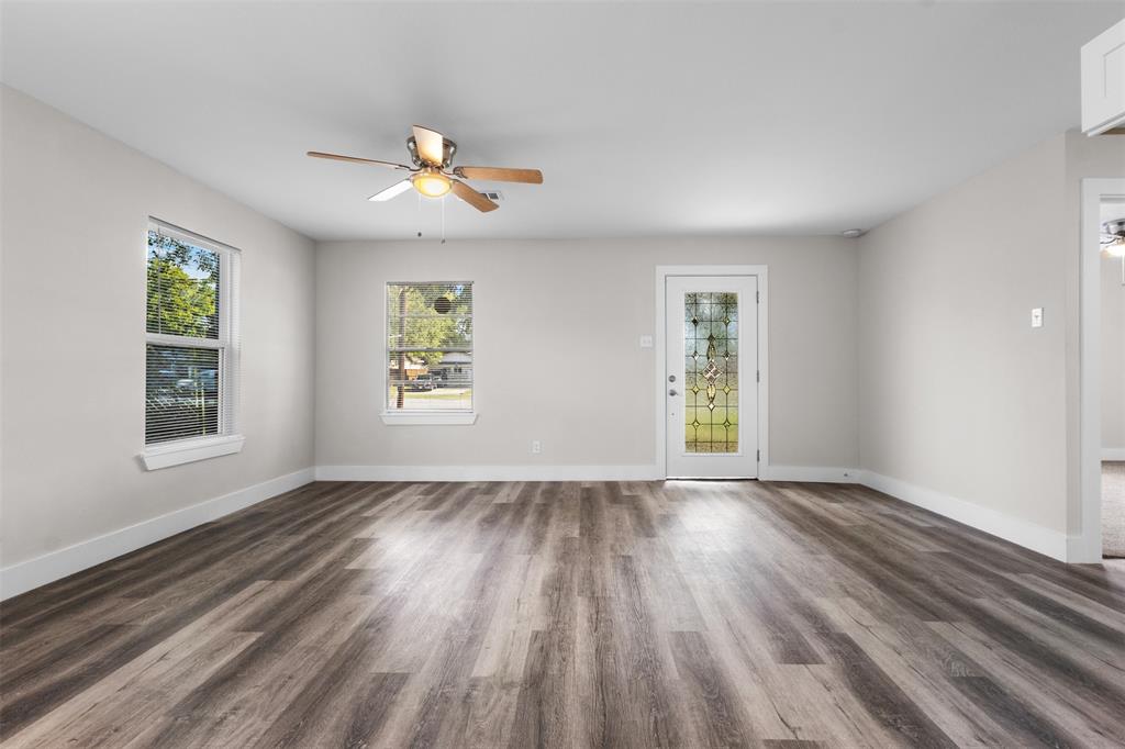 2523 N Prairie Creek Road, Dallas, TX 75227 2523 N Prairie Creek Road, Dallas, TX 75227