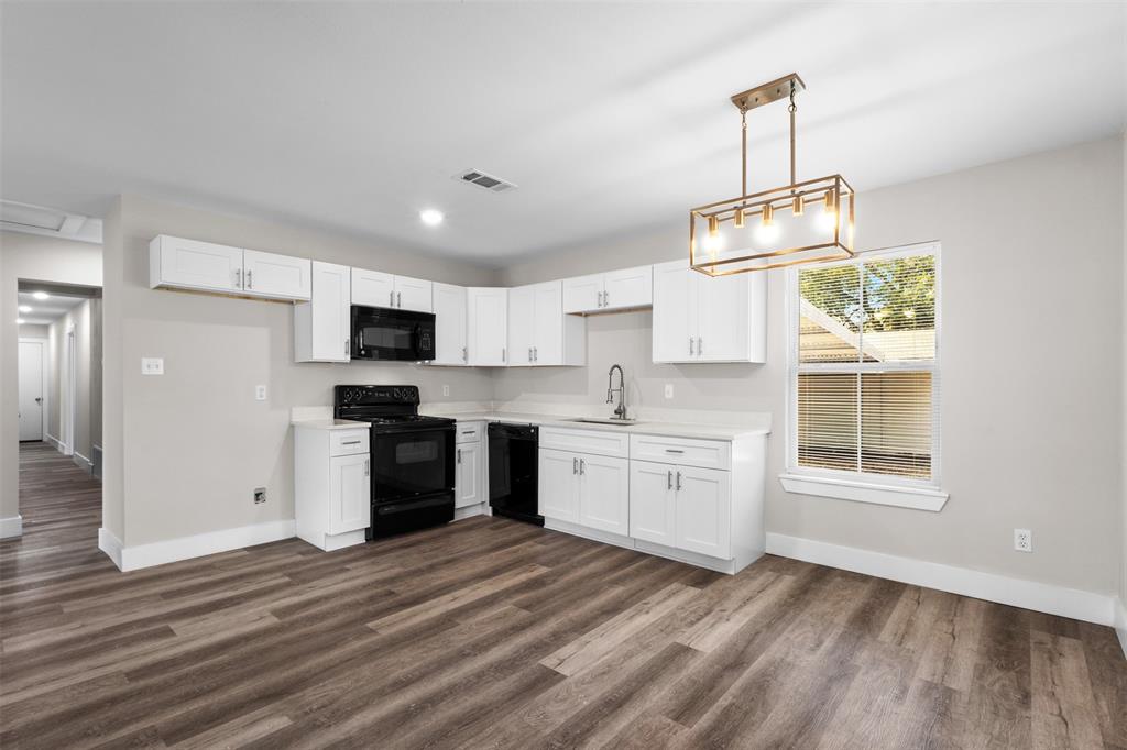 2523 N Prairie Creek Road, Dallas, TX 75227