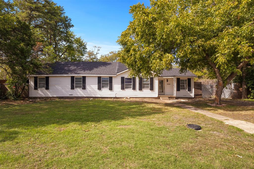 2523 N Prairie Creek Road, Dallas, TX 75227