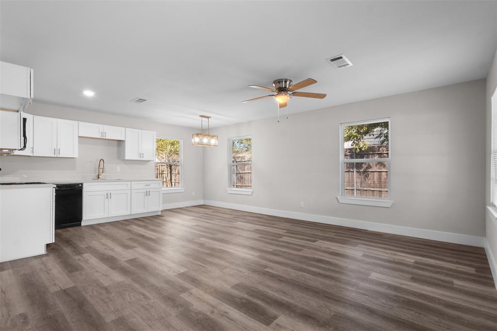 2523 N Prairie Creek Road, Dallas, TX 75227 2523 N Prairie Creek Road, Dallas, TX 75227