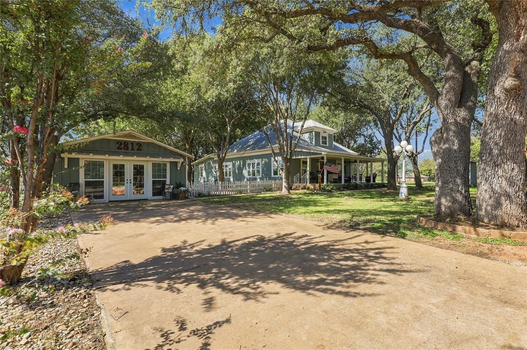 2812 Overton Court, Granbury, TX 76048 2812 Overton Court, Granbury, TX 76048