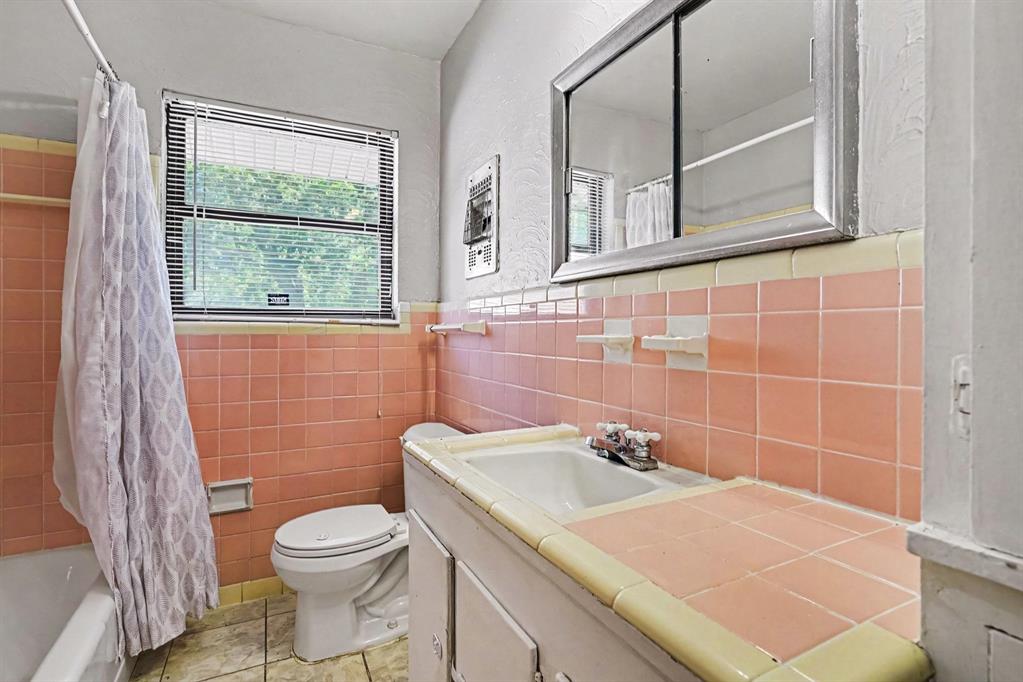 2409 Materhorn Drive, Dallas, TX 75228