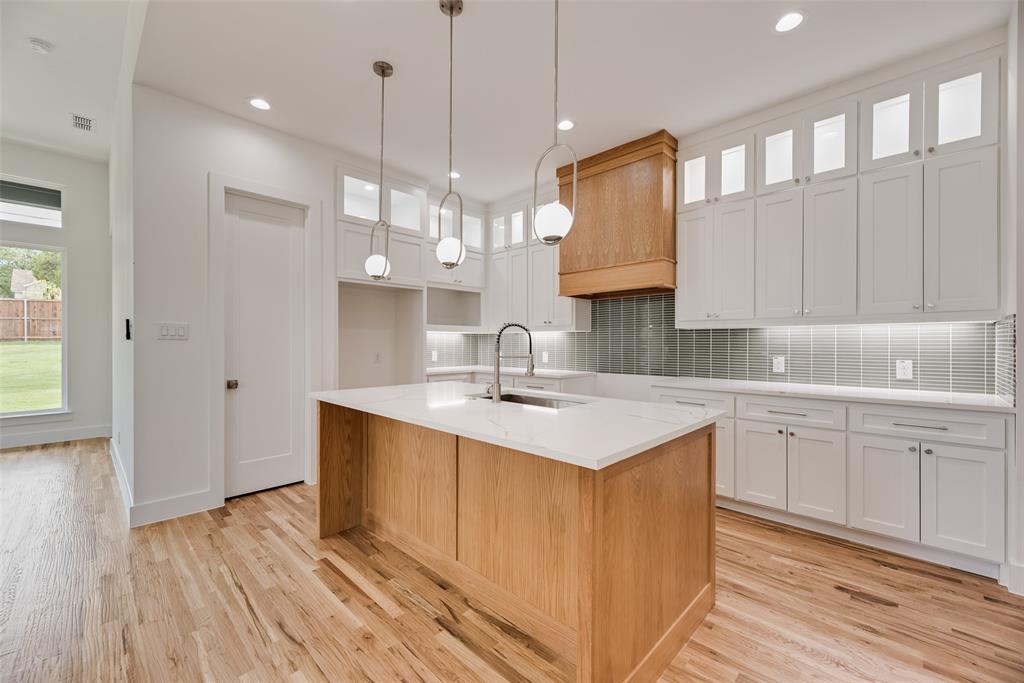 2002 Alaska Avenue, Dallas, TX 75216