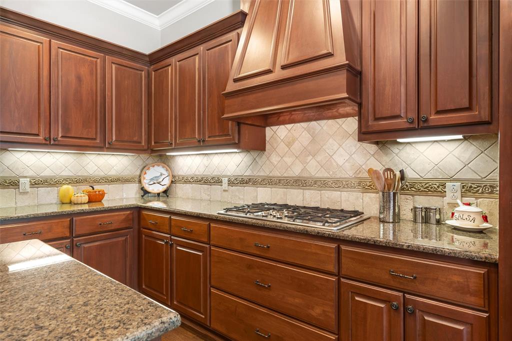 7020 Flagstone Circle, McGregor, TX 76657